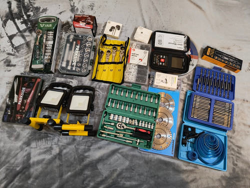 Job lot new hand - job,