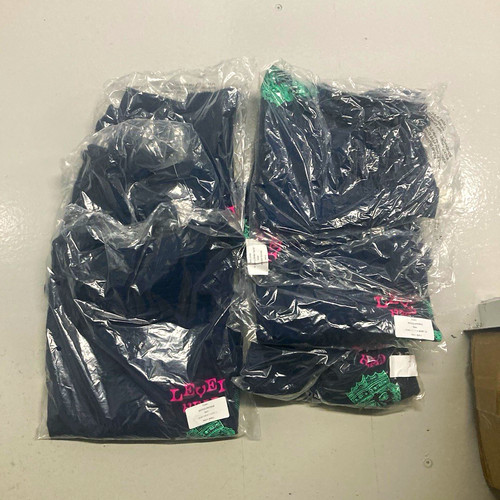 Level head clothing job - level, lot